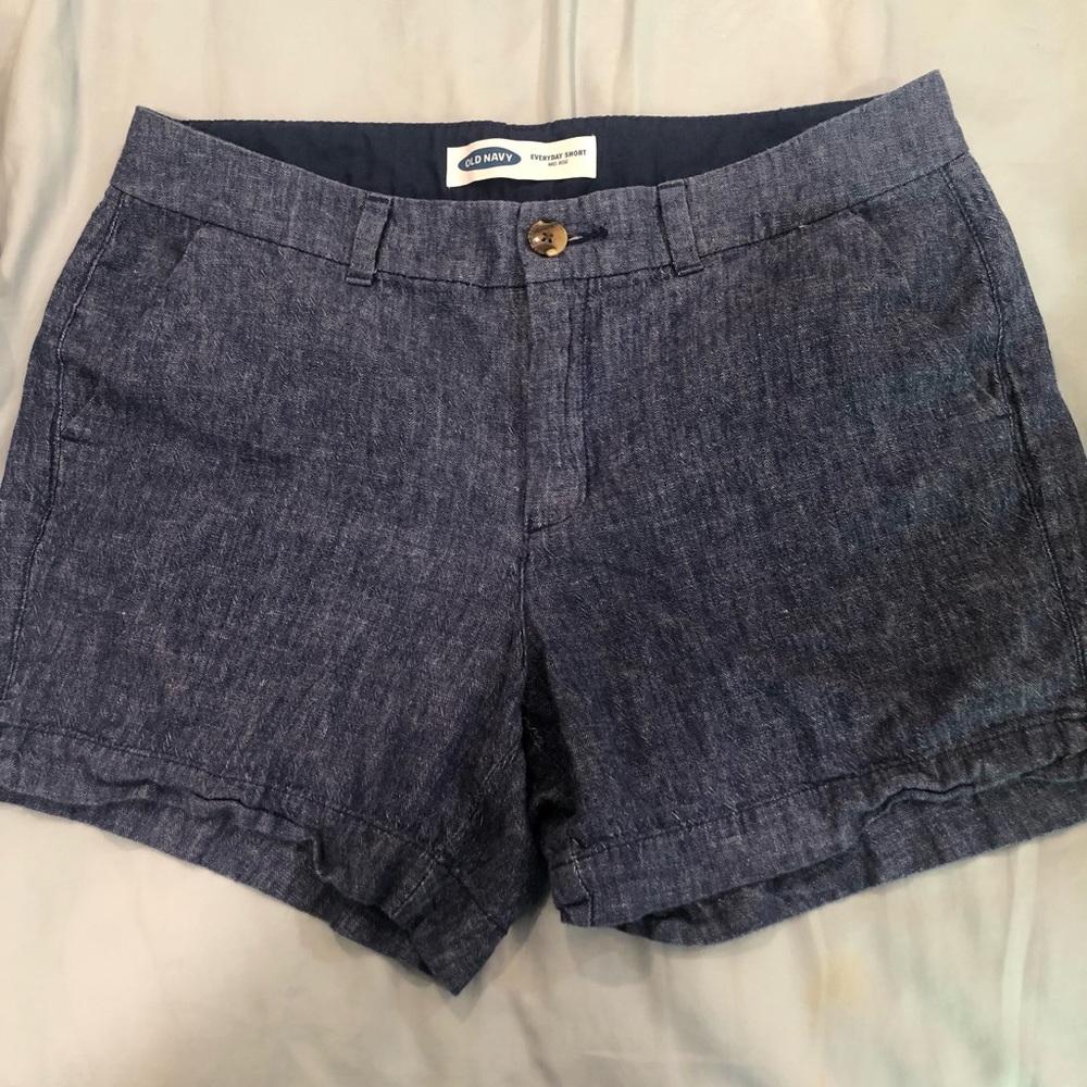 Old Navy Everyday Mid-rise Women’s Shorts